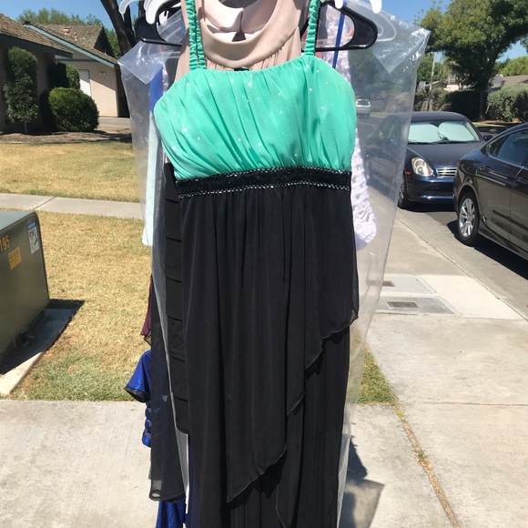 Agua and black long dress - Picture 2 of 5